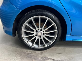 /photos/11746/5a4729e1-0992-4894-8788-0a863493aa7c_i320x240.jpg